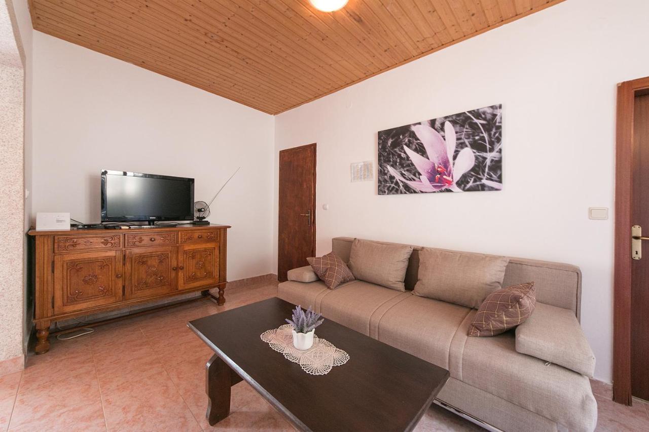 Apartments By The Sea Podaca, Makarska - 13974 Exterior photo